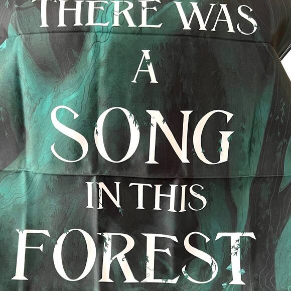 OwlCrate Uprooted Tapestry "There was a Song in This Forest" - August 2022 - Picture 2 of 7